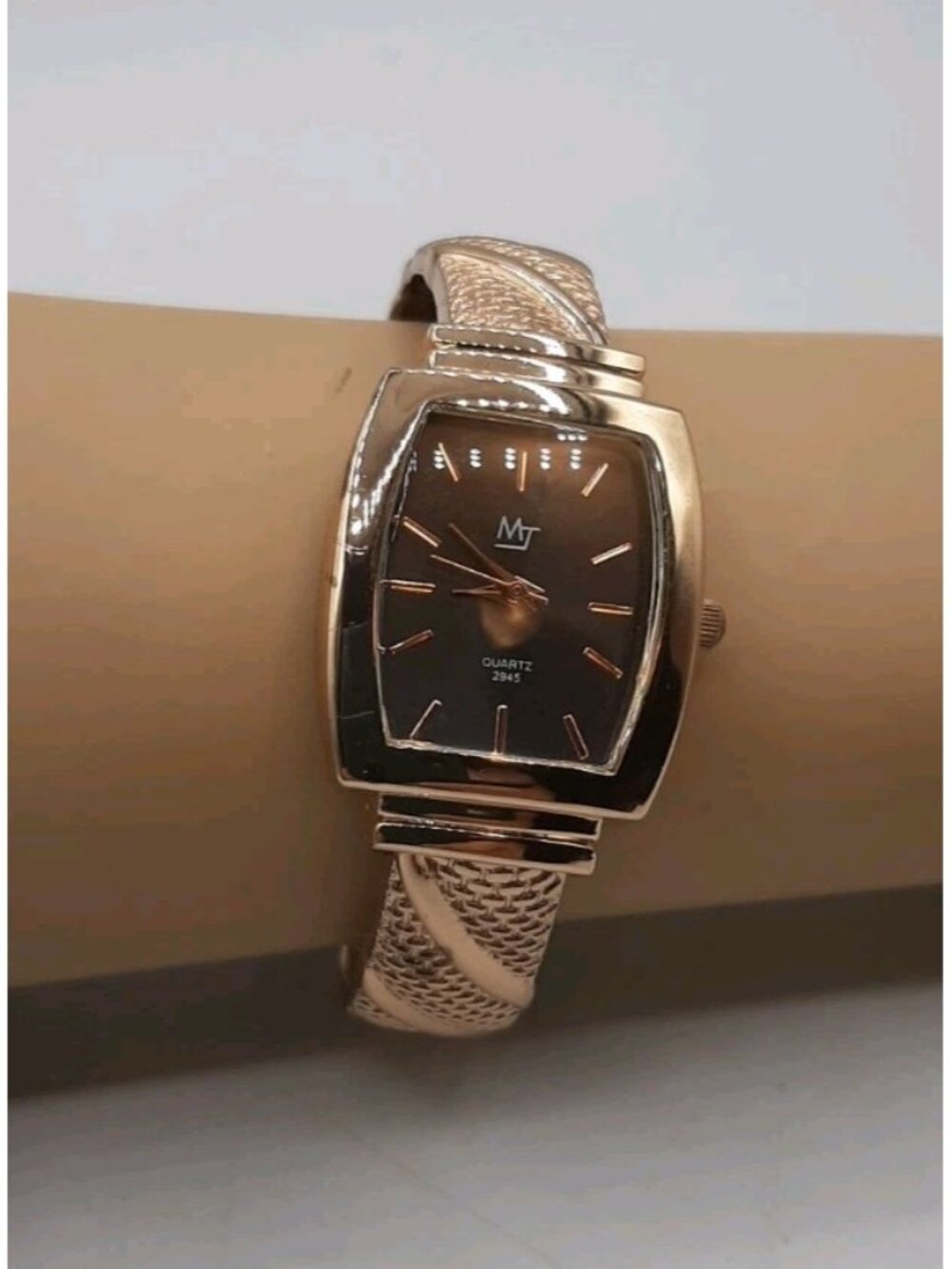 Womans MT Quart 2945 Watch Rose Gold Color Spring Cuff Working New Battery